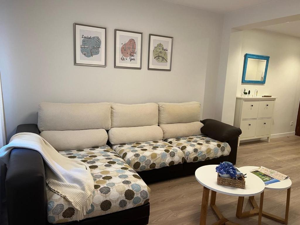 Casa Gueelita Διαμέρισμα Οβιέδο Εξωτερικό φωτογραφία
